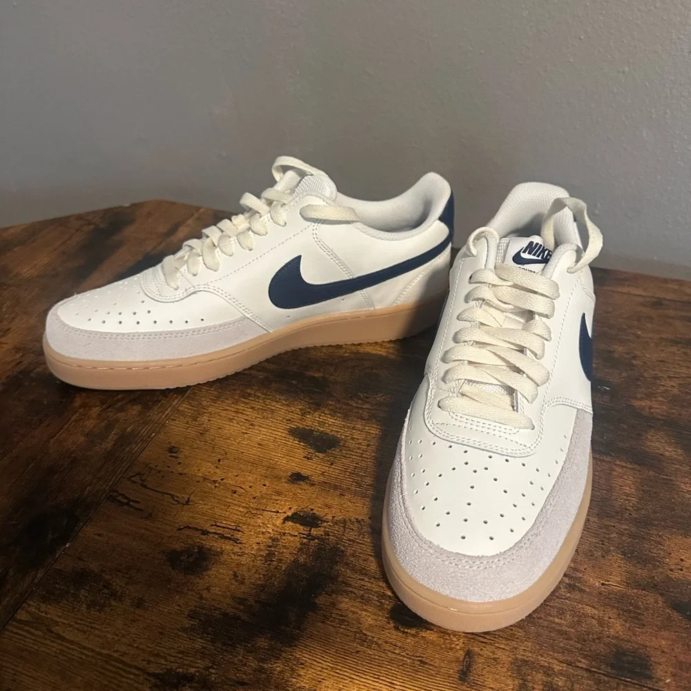 Men’s Nike NWOT’s Court Vision Low 'Sail Midnight Navy' Gum Sole (Men’s 9.5) - Picture 5 of 5